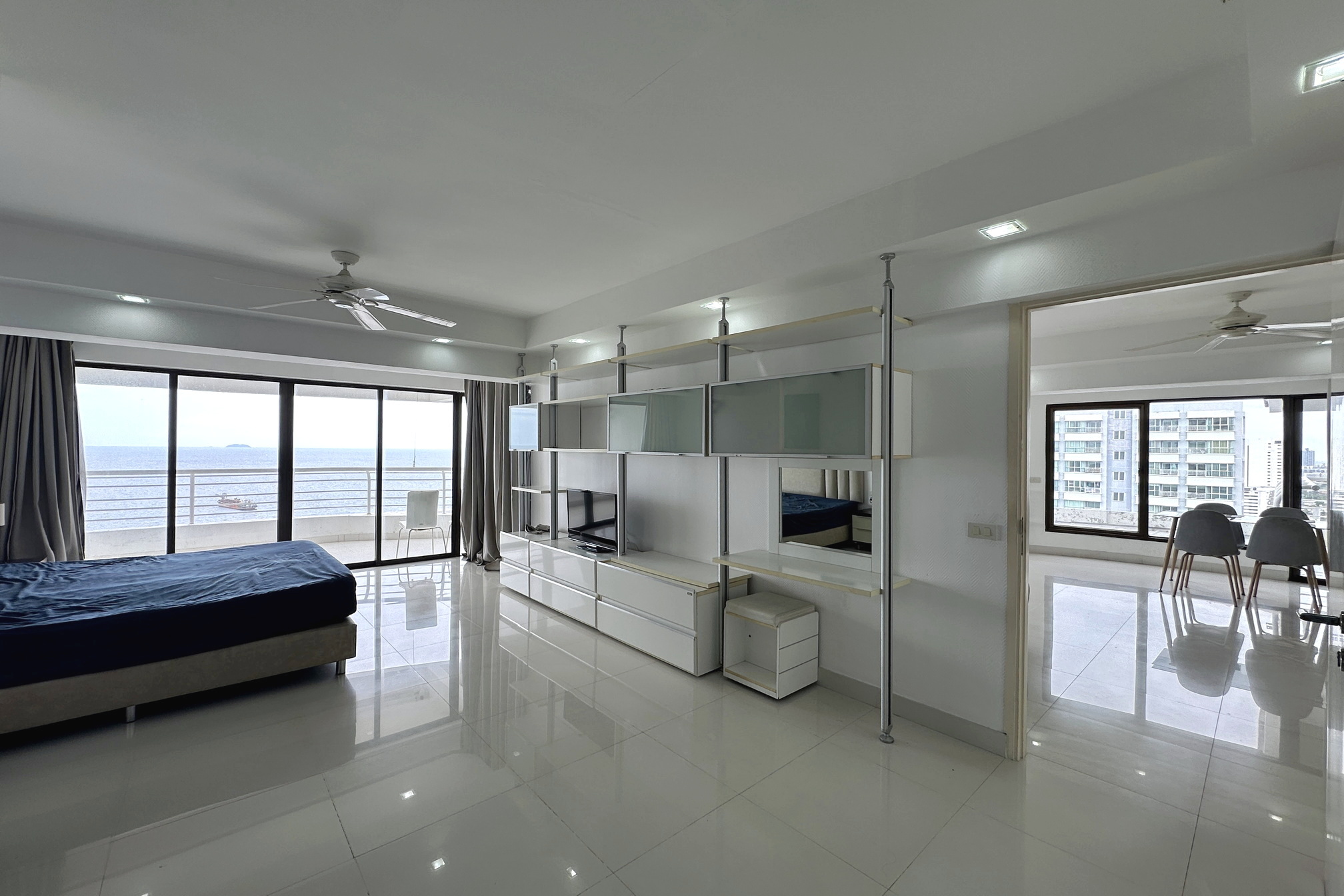 Jomtien Metro Condo for Sale
