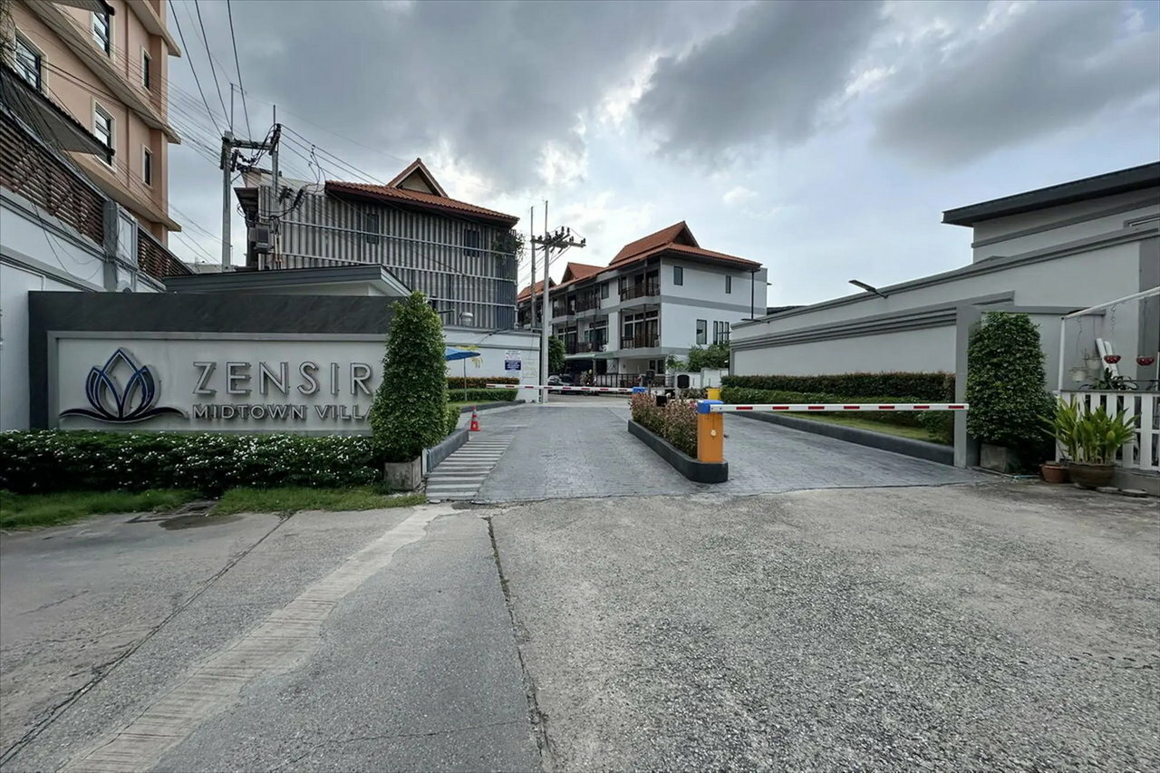 Zensiri Midtown Villas – 3-Storey Townhouse