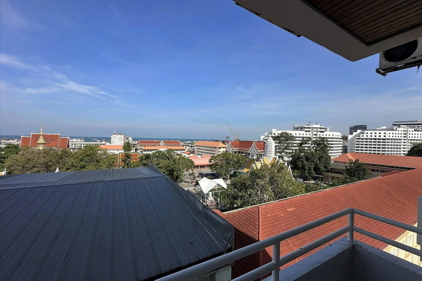 Pattaya Center Condo for Sale